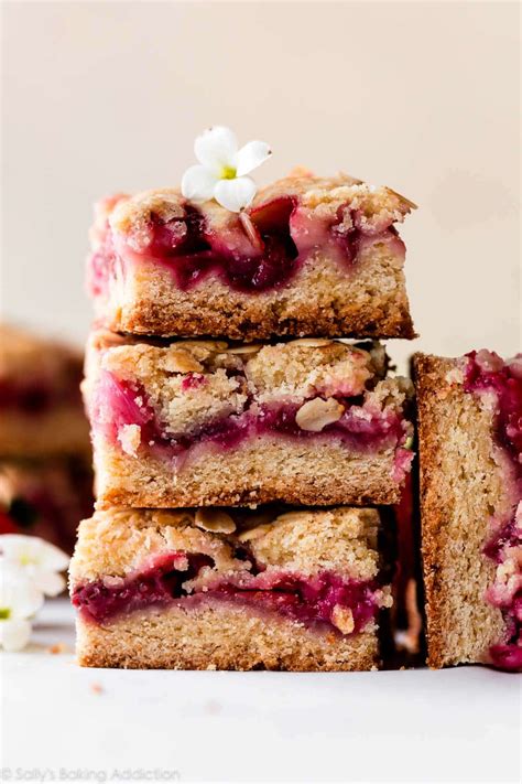 Strawberry Rhubarb Crumb Bars Sallys Baking Addiction