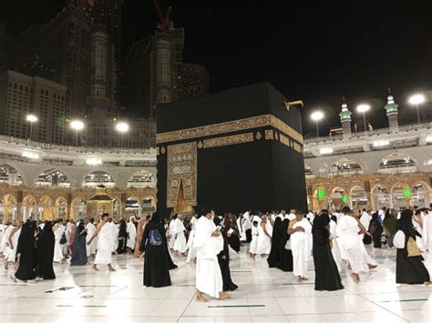 8 Keutamaan Umrah Pahala Berlipat Ganda Okezone Muslim