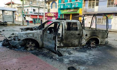 Queman Dos Patrullas En Palacio Municipal De Comalapa Chiapas El