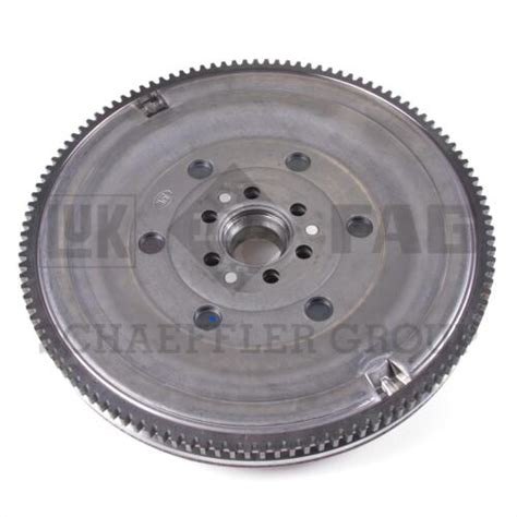 NEW OEM Audi A4 Quattro BPG 2 0T 240mm LUK Dual Mass Flywheel DMF 05