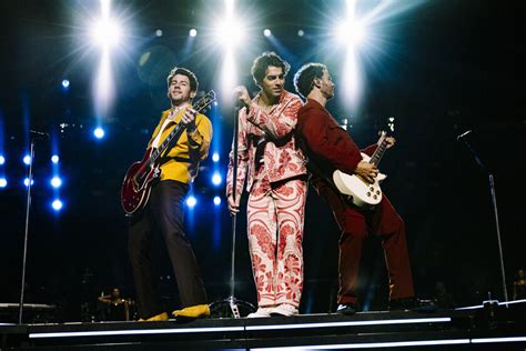 Los Jonas Brothers regresan a México anuncian una nueva gira y éstas