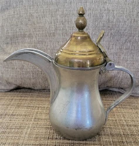 CAFETIÈRE VINTAGE SYRIENNE islamique Baghdadi arabe faite main cuivre