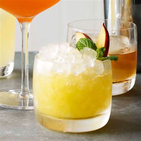 Peach Cobbler Cocktail