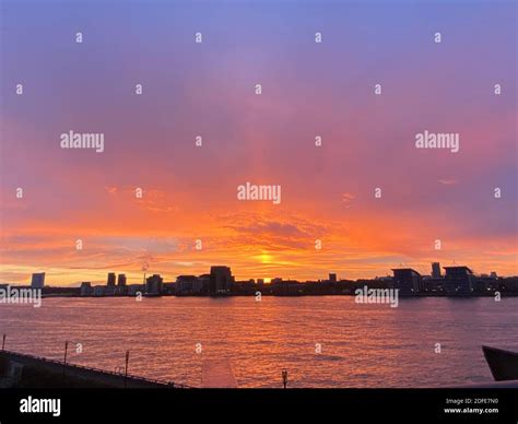 Sunset on Thames Stock Photo - Alamy