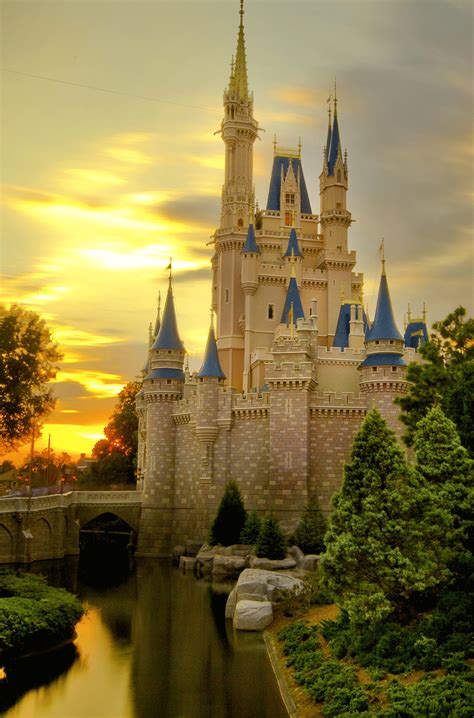 Medieval Castle Wallpaper - WallpaperSafari