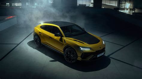 Lamborghini Introduces Another Super Suv The Urus Performante