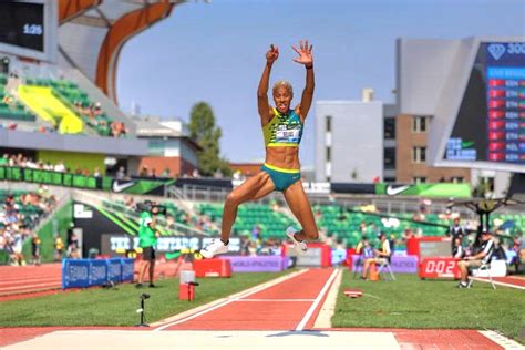 Yulimar Rojas conquistó su tercer diamante del 2023 con un salto de 15