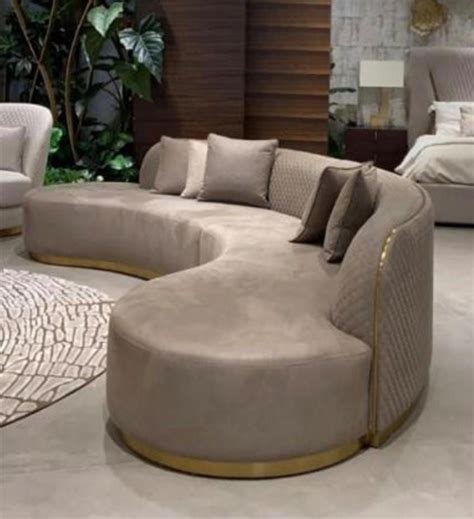 10 Most Beautiful And Trendy Living Rooms With Round Sofas Artofit