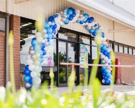 Balloon Arch 99 Luft Events Bendigo Balloons Prop Hire Parties