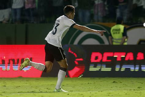 Del Piage exalta momento do Botafogo e projeta duelo o líderJogada