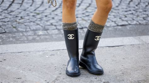 The 11 Best Rain Boots for Women, According to Marie Claire Editors ...