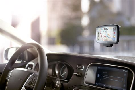 Tomtom Go Europe Traffic Navigationssystem Cm Kapazitives