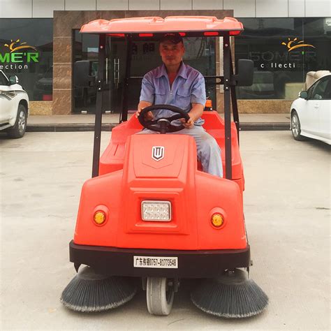 Industrial Ride-on Electric Street Vacuum Floor Sweeper with CE Certificate - China Street ...