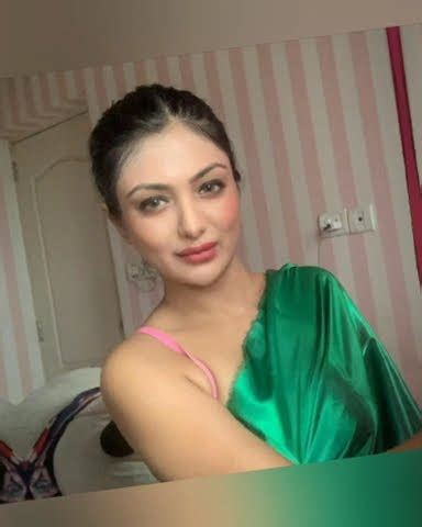 Khushi Mukherjee Ullu Fliz Movies Kooku Hot Shots Gup Chup Prime Play Nuefliks Hunters Actress