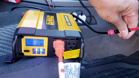 Using The Dewalt Power Inverter Dxaepi1000 1000w Power Inverter With A