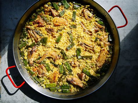 The Step-By-Step Guide to Making Perfect Paella | Saveur