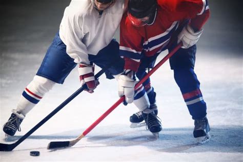 5 Common Hockey Injuries and How To Avoid Them