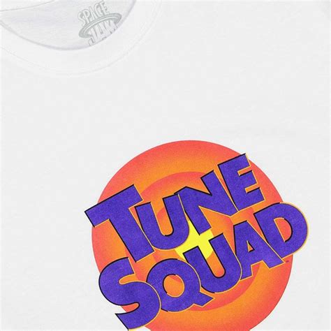 Kjøp Space Jam Tune Squad Logo T-Shirt på KICKZ.com!