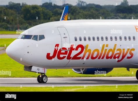 Jet 2 holidays hi-res stock photography and images - Alamy