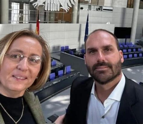 Eduardo Bolsonaro Encontra Neta De Ministro De Hitler Em Visita A