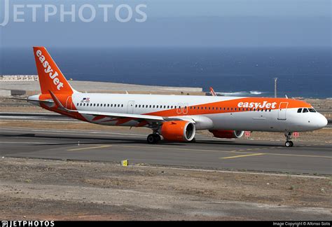 Oe Isd Airbus A Nx Easyjet Europe Alfonso Solis Jetphotos