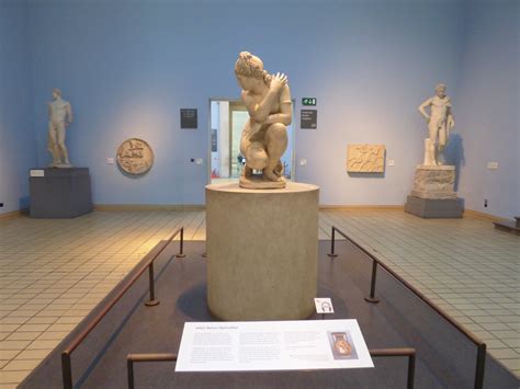 Lely S Venus Aphrodite British Museum The Crouching Ven Flickr