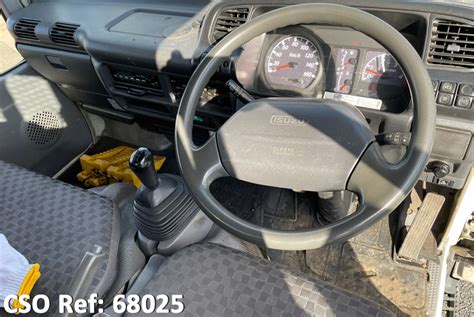Used Isuzu Elf Trucks 2007 model in White | Used Cars Stock 68025 | CSO ...
