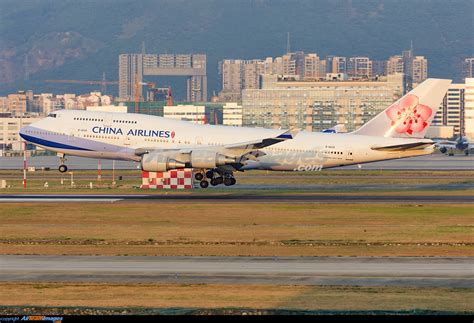 China Airlines Makes Its Last Commercial Flight With The Boeing