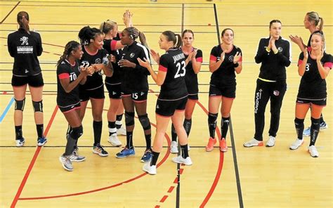 Handball F Minin Brest Remporte Le E Challenge Caraty Le T L Gramme