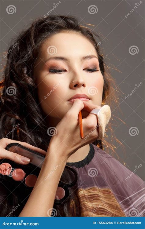 Asian Woman In A Beauty Salon Stock Vector Illustration Of Color