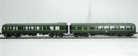 Bachmann Branchline 32 900 Class 108 2 Car DMU In BR Green With Speed