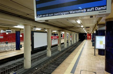 Warnstreiks Legen Nahverkehr In Mehreren St Dten Lahm