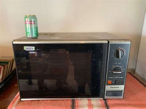 Vintage Panasonic Microwave Delaware Auction Center