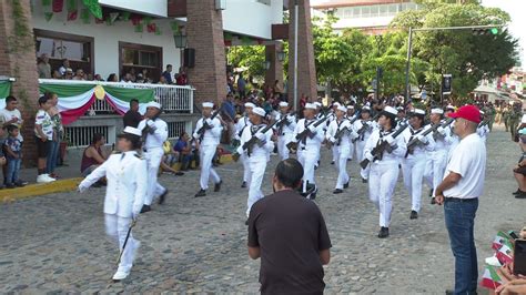 Desfilan 410 Elementos Militares Y De Seguridad Y 950 Alumnos