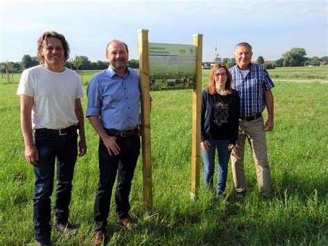 Streuobstwiese Bobingen Erh Lt Infotafel Juli