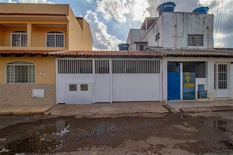 Casa Para Aluguel 3 Quartos No Cruzeiro Velho Cruzeiro R 2 300