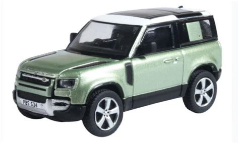 Modellino In Miniatura Land Rover Defender Busch Metallico Blu