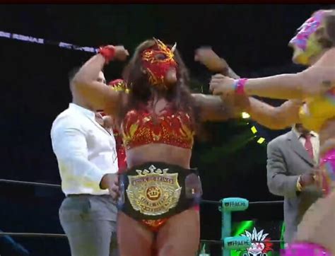 Flammer Se Convierte En Nueva Reina De Reinas AAA Superluchas