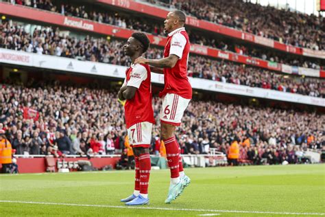 Ian Wright Hails Courage Of Arsenals Saka After Winning Penalty V