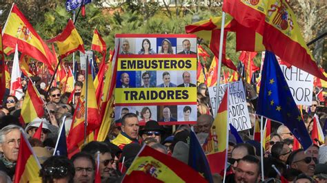 El Pp Celebra Un Nuevo Acto Reivindicativo En Defensa De La Constitución En El Templo De Debod