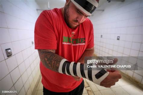 Country Club Locker Room Photos And Premium High Res Pictures Getty