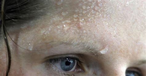 benefits  sweating dr farrah md