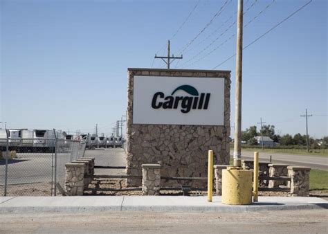 Cargill Issues Lockout Notice at High River, Alberta, Beef Plant | Drovers