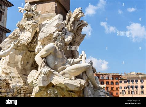 Fontana dei Quattro Fiumi Brunnen der vier Flüsse Piazza Navona Rom