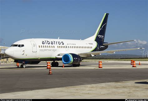 YV3001 Albatros Airlines Boeing 737 5L9 Photo by José Andrés Salazar H