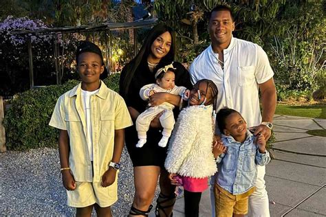 Russell Wilson and Ciara Celebrate First Easter Since Welcoming ...