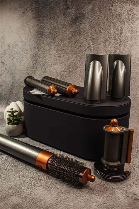 Фен-стайлер Dyson Airwrap Multi-styler Complete Long HS05: 15 999 грн ...
