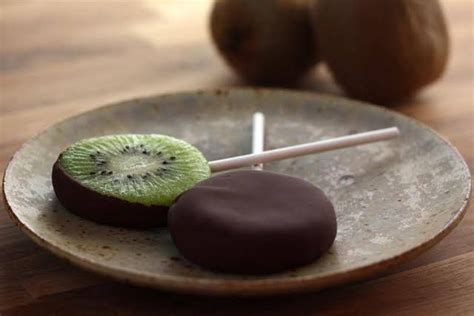 Los más pequeños les encantará esta sorpresa Chocolate y fruta