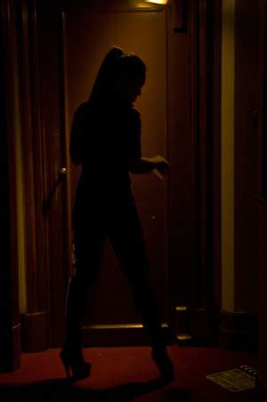 Blonde Lesbian Getting Her Shaved Pussy Licked By Brunet XXX Dessert