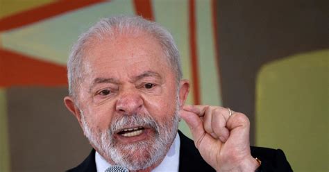 Brésil Lula limoge le chef de l armée deux semaines après les